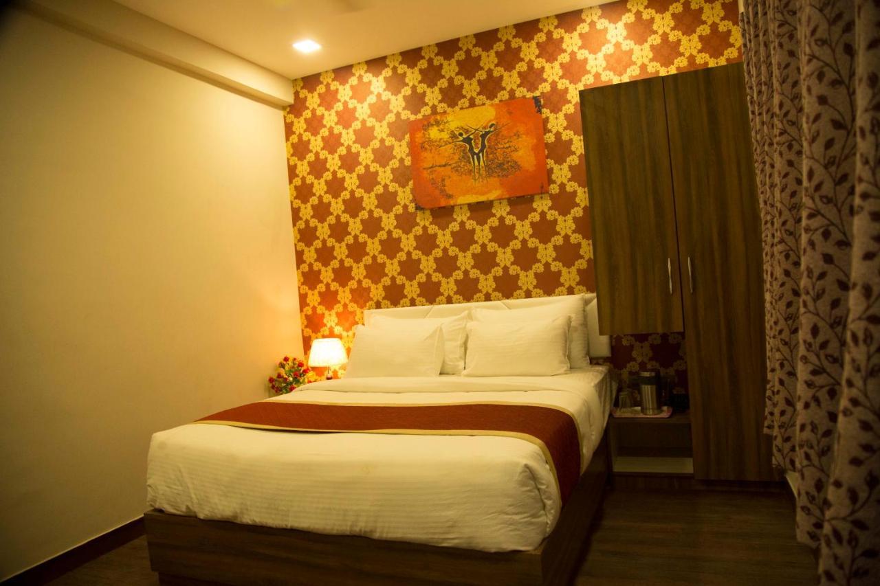 Hotel The Mewar Dabok Exterior foto
