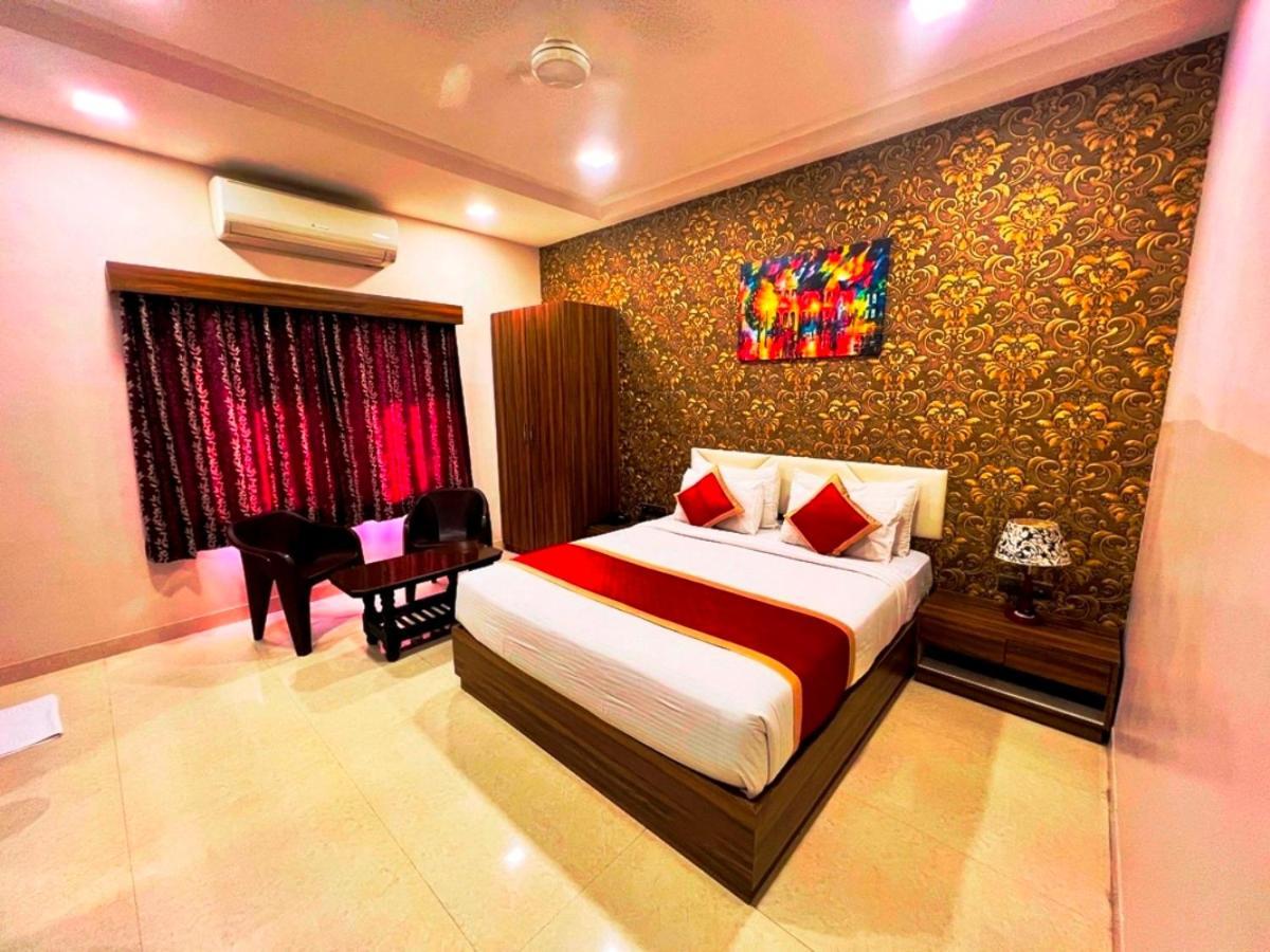 Hotel The Mewar Dabok Exterior foto